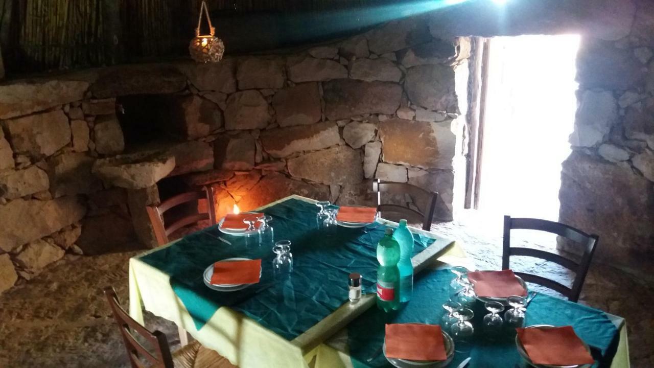 Agriturismo Sa E Padedda Mores エクステリア 写真