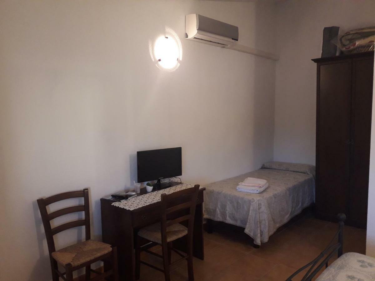 Agriturismo Sa E Padedda Mores エクステリア 写真